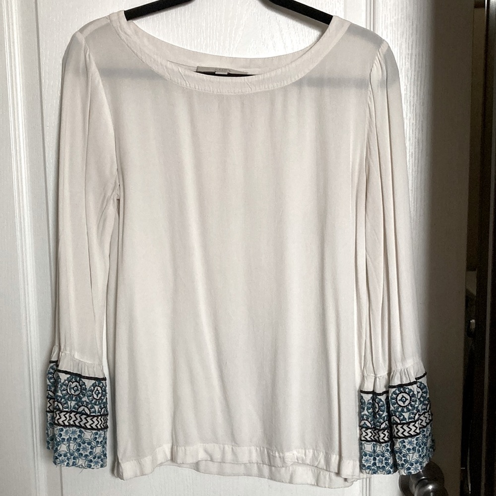Loft top with embroidered bell sleeves, S